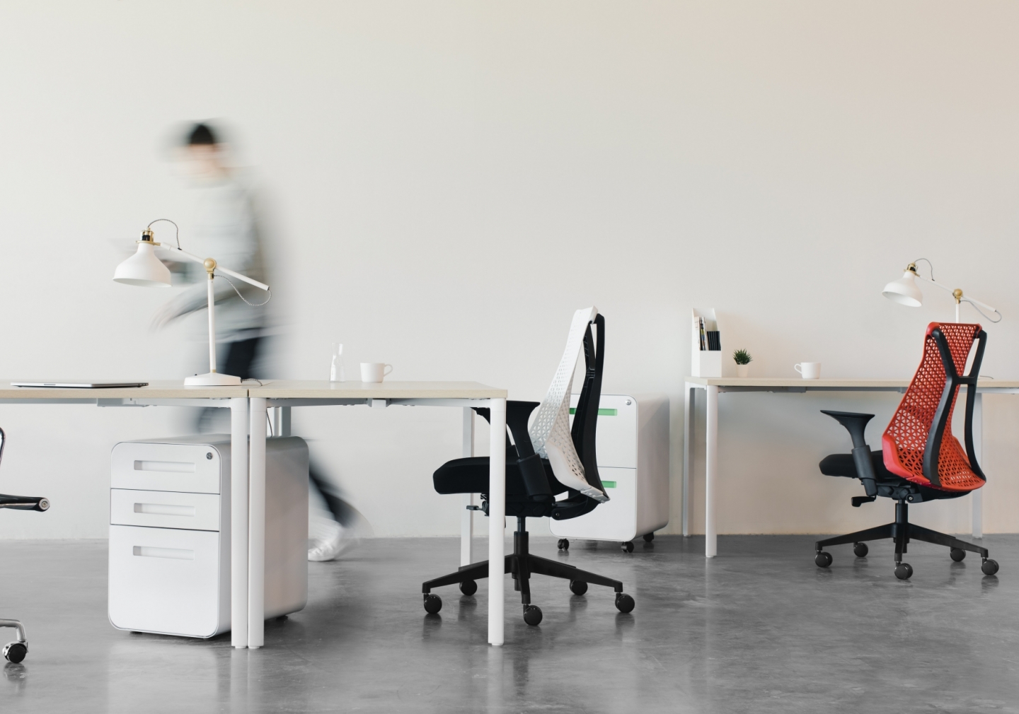 Image of an office with desk and chairs
