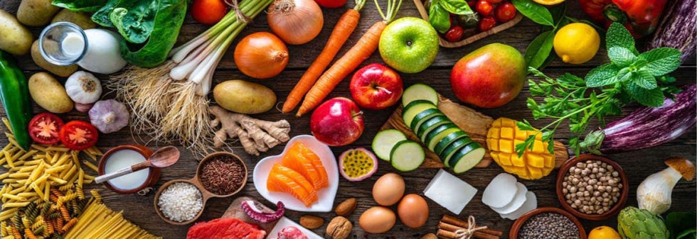 Food spread of fruits and veggies